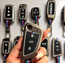 کاور سوئیچ فلزی کربن مناسب برای خودرو کوییک ساینا طرح جدید